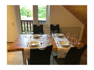 Ferienwohnung Kanino / Esstisch