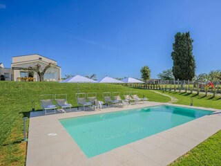 Villa Morrovalle Außenaufnahme 3