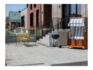 Terrasse mit Zugang zur Küche