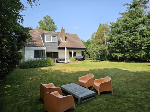 Villa Zeeuws meisje