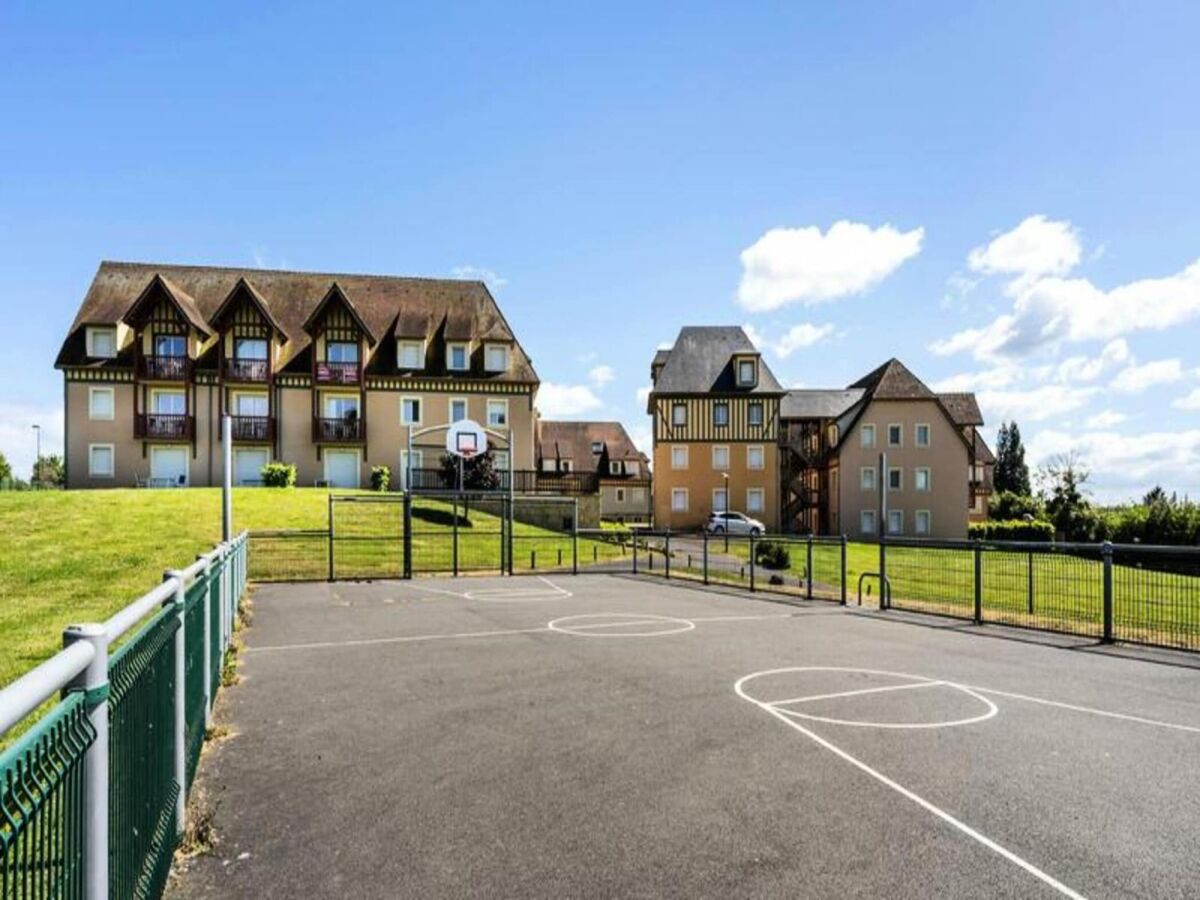 Apartment Bonneville-sur-Touques Außenaufnahme 9