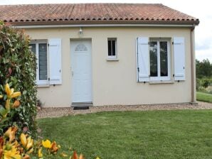 Apartment House 5 People - La Roche-Posay - image1