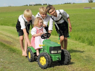 Spielende Kinder