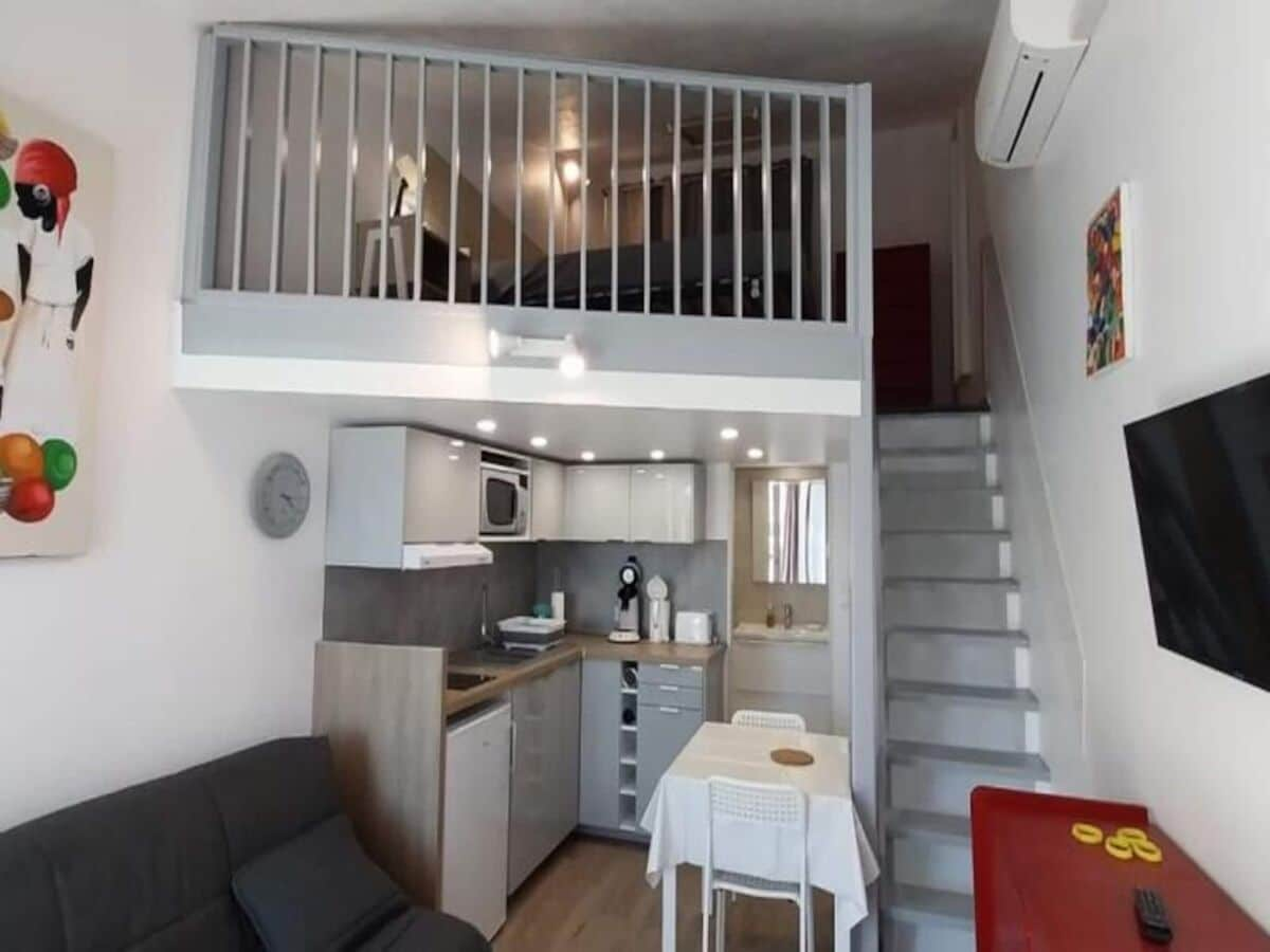 Apartment Gruissan  1