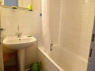 Apartment Vallée de Lesponne Ausstattung 12