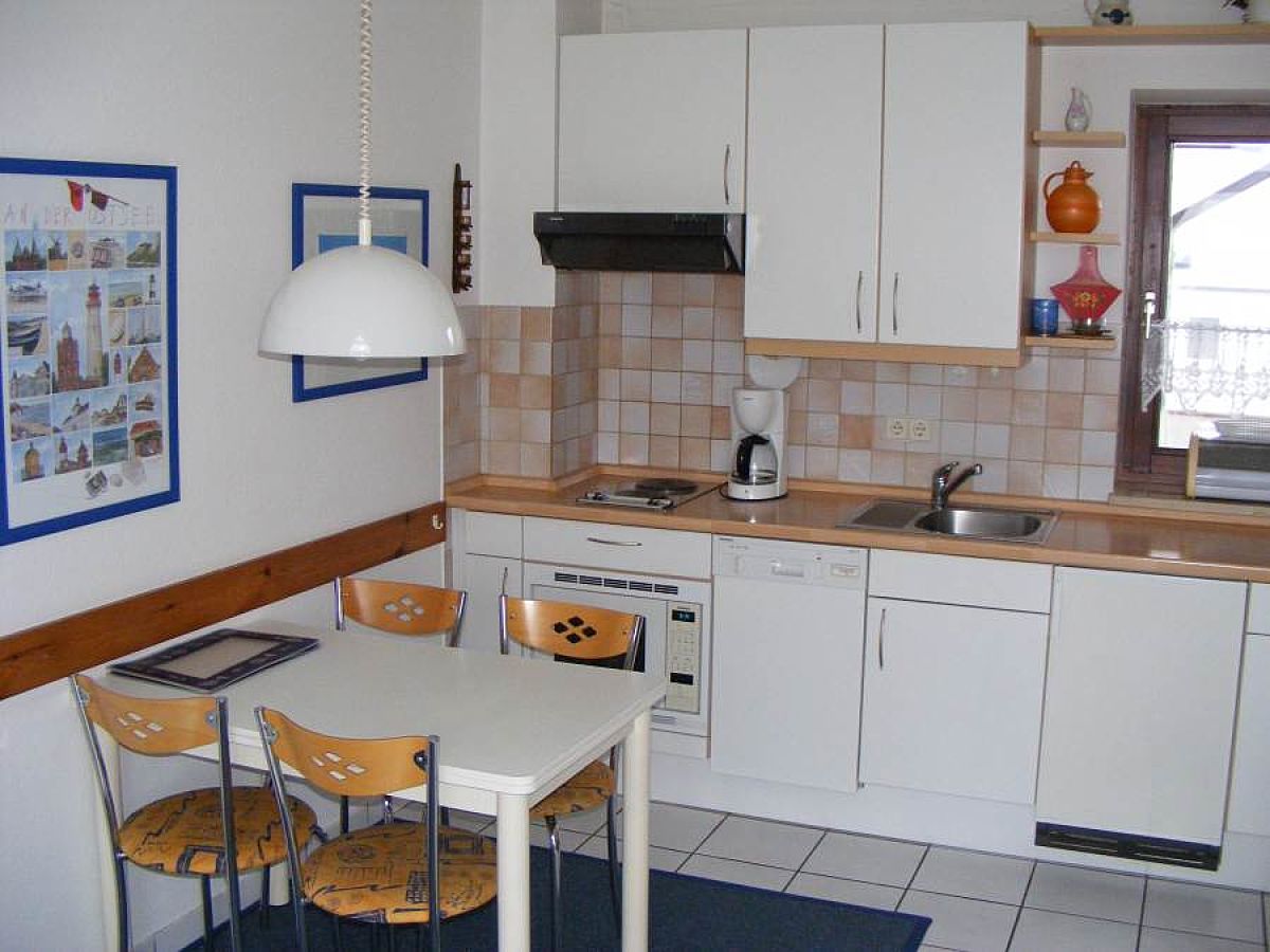ferienwohnung strandburg, scharbeutz , ostsee, lübecker bucht firma ferienvermietung Küchenzeile Lutz ~ ferienwohnung strandburg, scharbeutz , ostsee, lübecker bucht firma ferienvermietung