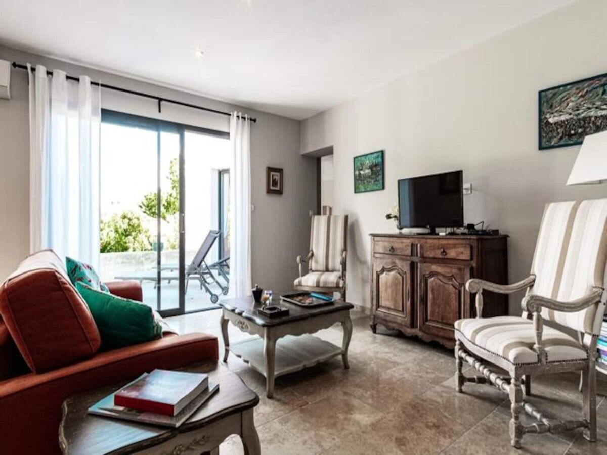 Apartment L´Isle sur la Sorgue  9