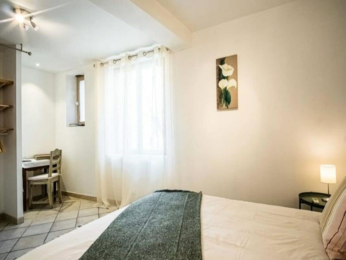 Apartment L´Isle sur la Sorgue  9