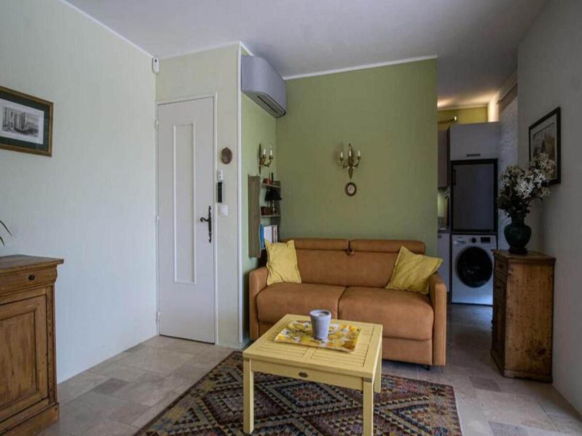 Apartment L'Isle-sur-la-Sorgue Ausstattung 8