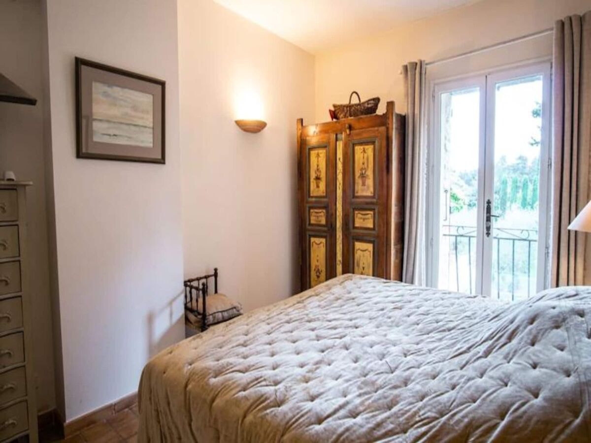 Apartment L'Isle-sur-la-Sorgue  16