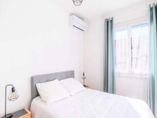 Apartment Hyères  13