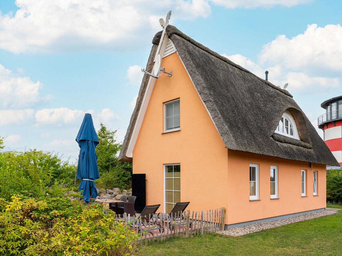 Ferienhaus Reetdachferienhaus Seestern A4