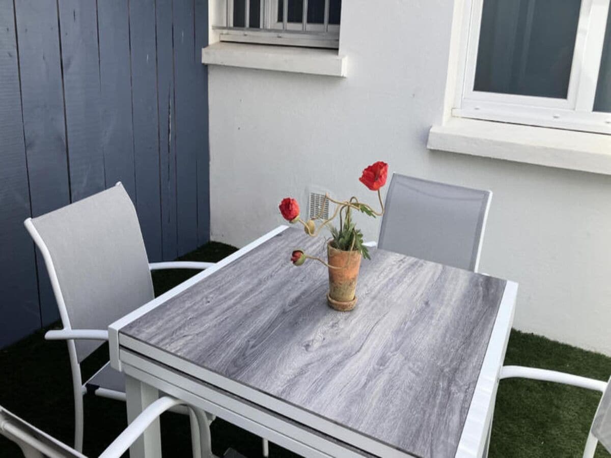 Apartment Les Sables-d'Olonne Outdoor Recording 1