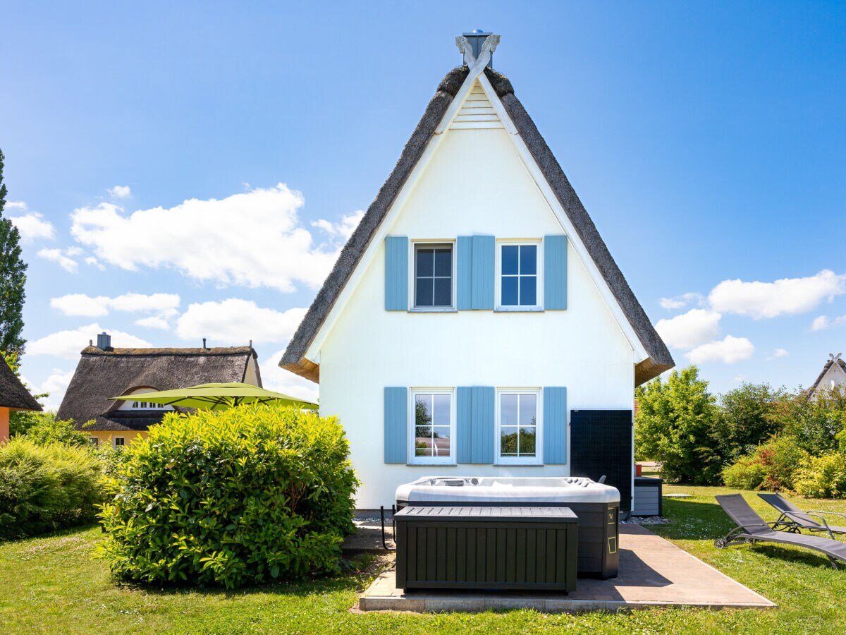 Ferienhaus Reetdachferienhaus Marvin C7