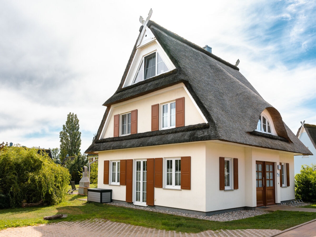 Ferienhaus Reetdachferienhaus Elefant C4