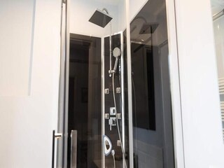 Apartment Paris Features 12