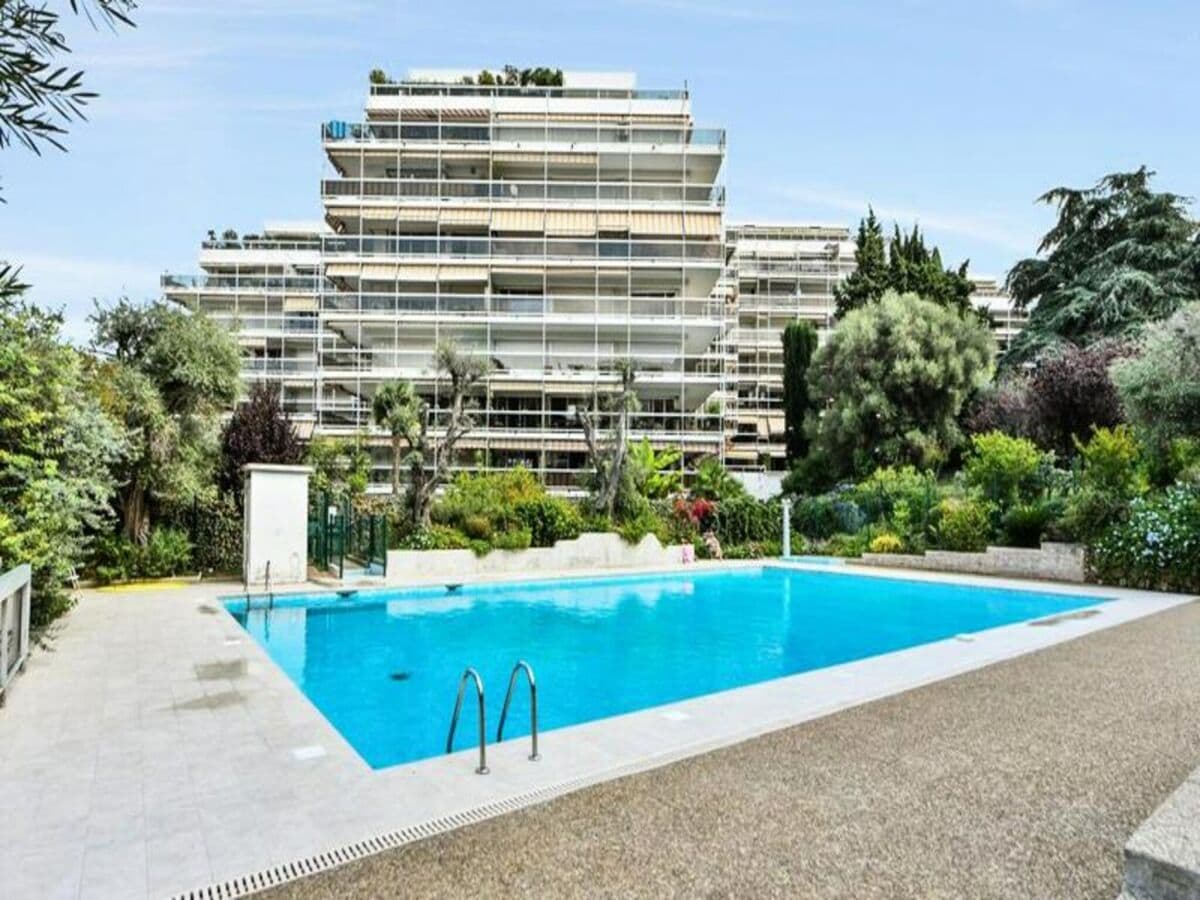 Appartement Antibes  1