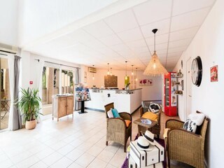 Apartment Cogolin  18