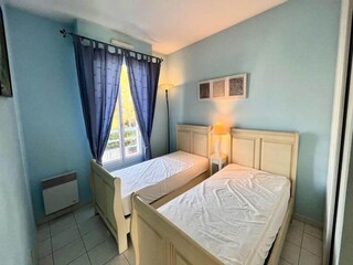 Apartment Saint-Aygulf  7