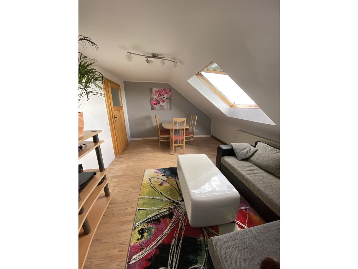 Ferienwohnung Altenkessel Saarbrucken Frau Backes