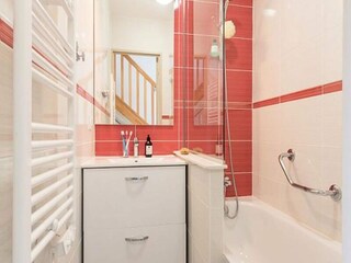 Apartment Saint-Raphael Features 24