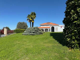 Villa Cuneo Outdoor Recording 3