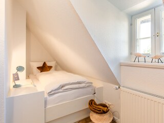 Schlafzimmer 2/2