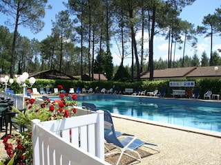 Ferienpark Saint-Julien-en-Born Außenaufnahme 7