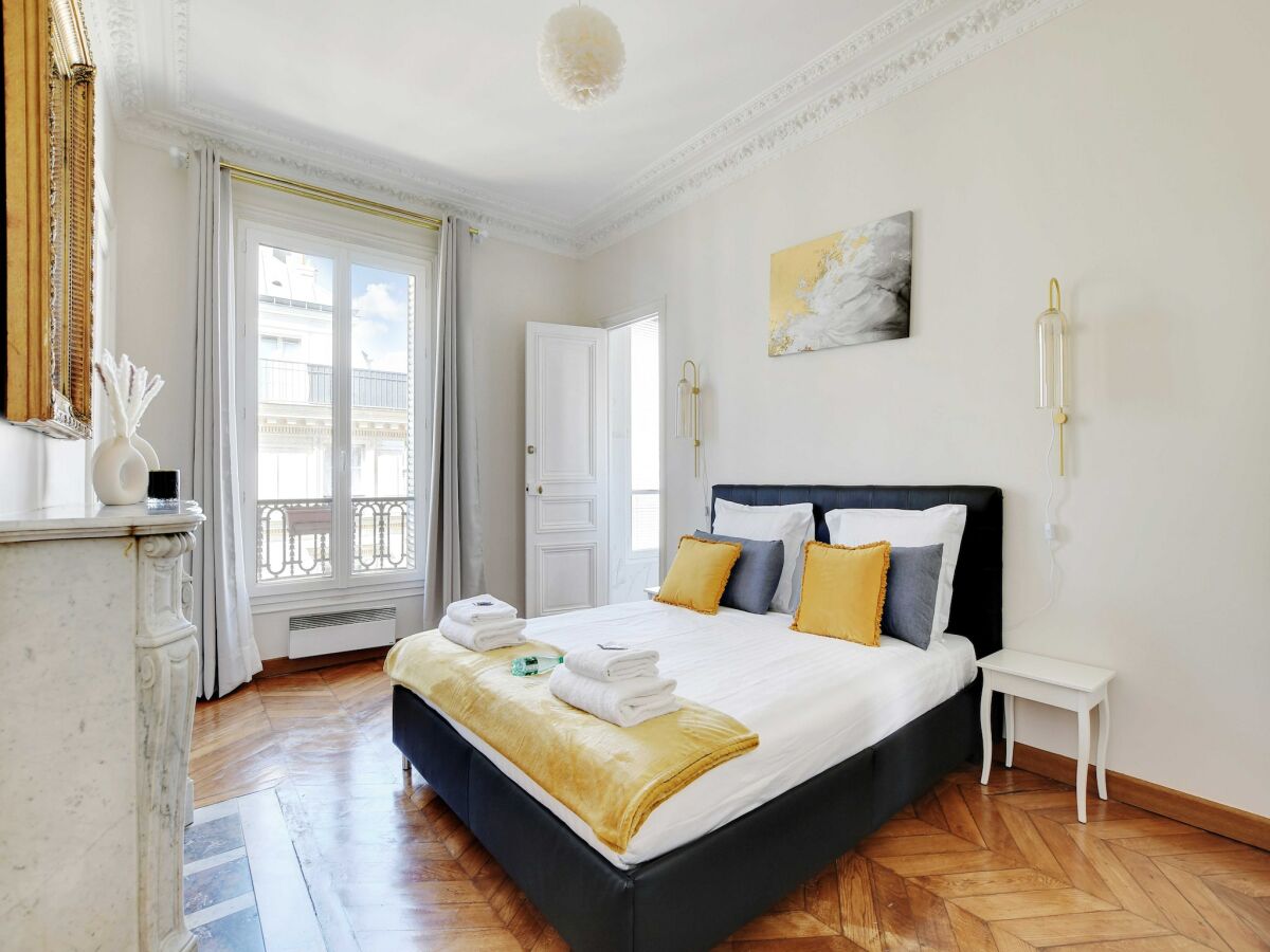 Apartment Paris  3