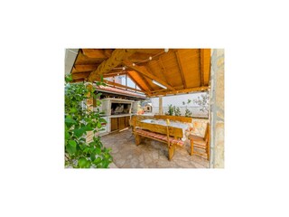 Appartamento Splitska  38