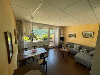 Ausschnitt vom Wohn-/ Esszimmer