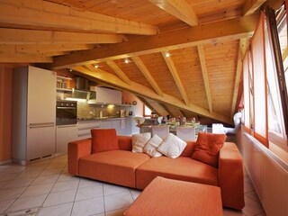Ausschnitt vom Wohn-/ Esszimmer