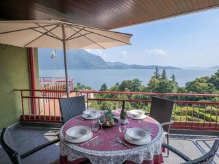 Ca. 15 m² großer, überdachter Balkon