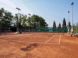 Einer von mehreren Tennis-Plätzen