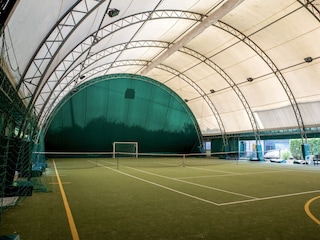 Einer von mehreren Tennis-Plätzen