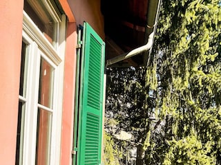 Schlafzimmer mit Ausgang auf den Balkon