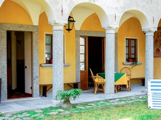 Ca. 15 m² große Terrasse