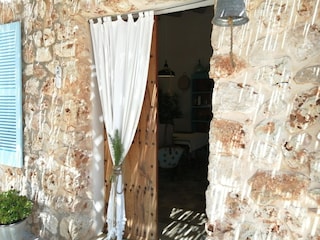 Villa Sineu Outdoor Recording 8