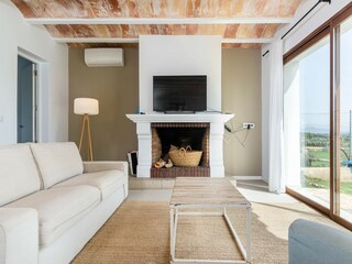 Villa Maria De La Salut Features 41