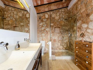 Villa Llucmajor Características 41
