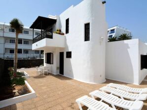 Appartement 3BR Beach House - Solarium & Shower Terrace - Puerto del Carmen - image1