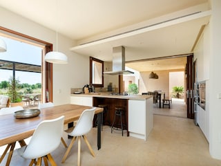 Villa Campos Features 26
