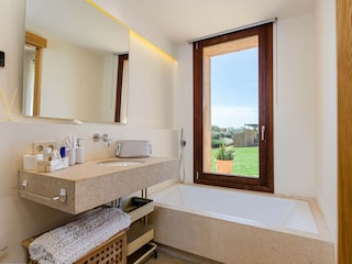 Villa Campos Features 48