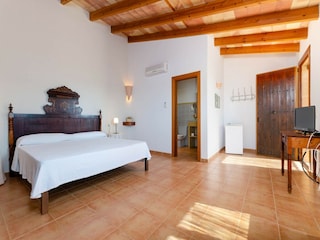 Villa Campos Features 17