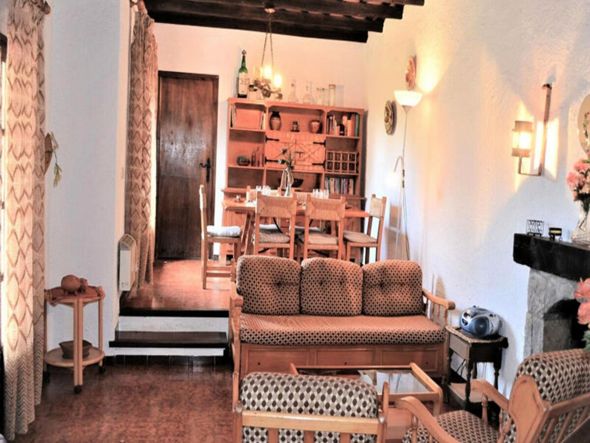 Apartment Begur  12