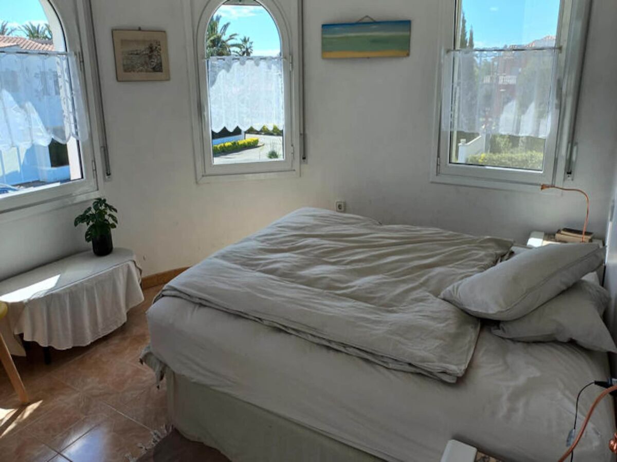 Apartment Sant Pere Pescador  6