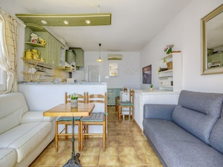 Apartamento Roses Características 16
