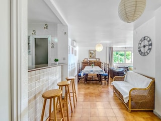 Apartment Roses Features 22