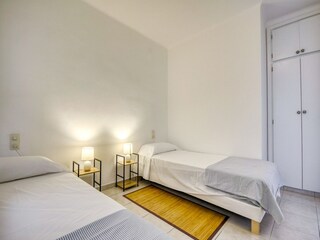 Apartamento Roses Características 11