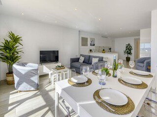 Apartamento Roses Características 13
